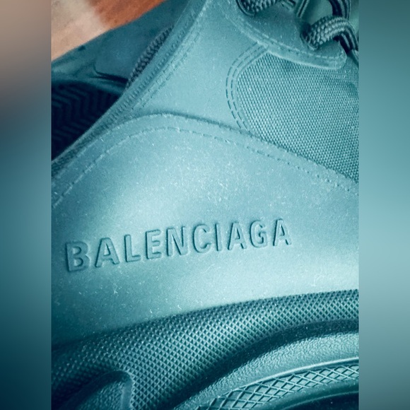 $975 Balenciaga Molded Synthetic Triple S Sneakers Black EU 46 US 13. Eu 42 US 9 - Picture 14 of 17